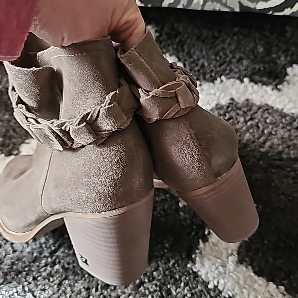 Sam Edelman sz 10 gray tan suede New ankle boots